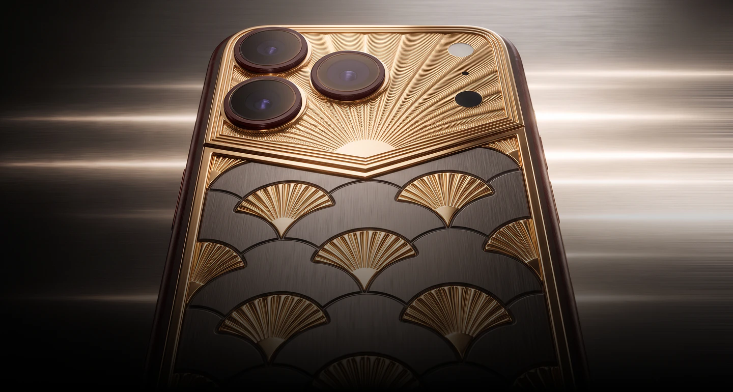 Золотой Samsung с геометрическим рельефом Caviar